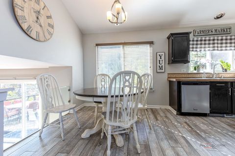 Tiny photo for 237 Penny Lane, Grayslake, IL 60030 (MLS # 12505380)