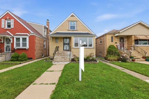 Photo of 3531 W 73rd Place, Chicago, IL 60629 (MLS # 12763892)