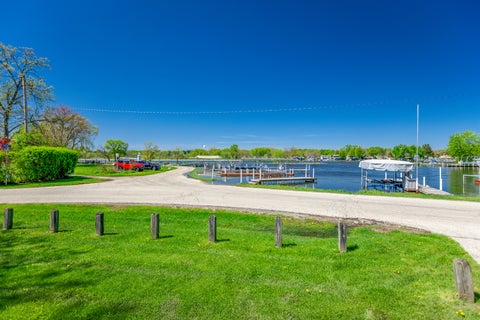 Tiny photo for 1010 Osage Drive, McHenry, IL 60051 (MLS # 12709938)