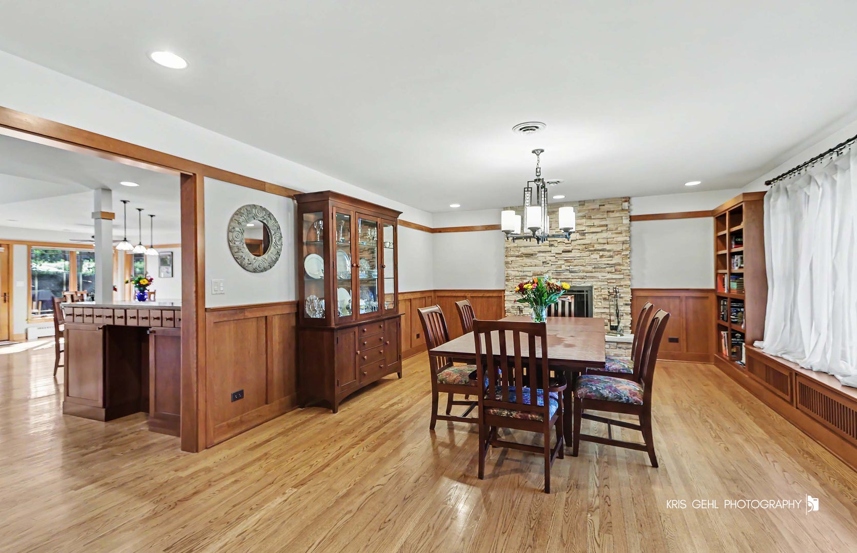 907 Sherwood Drive