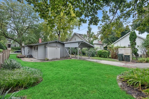 Tiny photo for 216 Broadway Street, Libertyville, IL 60048 (MLS # 12772731)
