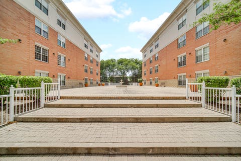 Tiny photo for 701 W RAND Road #432, Arlington Heights, IL 60004 (MLS # 12722584)