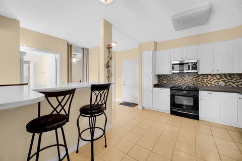 Tiny photo for 701 W RAND Road #432, Arlington Heights, IL 60004 (MLS # 12722584)