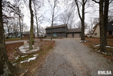 Photo of 824 McCauley Lane, Mt Vernon, IL 62864 (MLS # EB460670)
