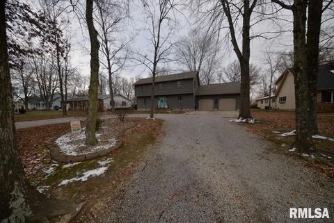 Tiny photo for 824 McCauley Lane, Mt Vernon, IL 62864 (MLS # EB460670)