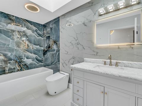 Tiny photo for 921 N Humphrey Avenue, Oak Park, IL 60302 (MLS # 12478370)