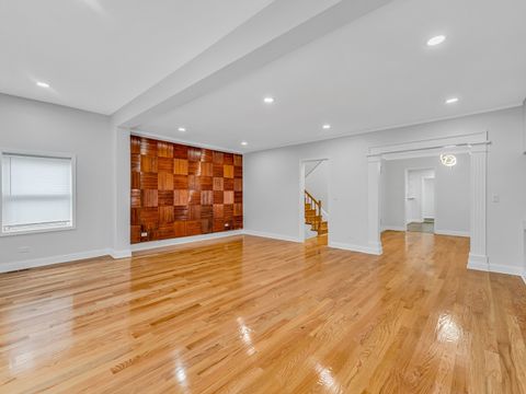 Tiny photo for 921 N Humphrey Avenue, Oak Park, IL 60302 (MLS # 12478370)