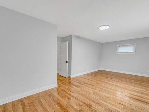 Tiny photo for 921 N Humphrey Avenue, Oak Park, IL 60302 (MLS # 12478370)