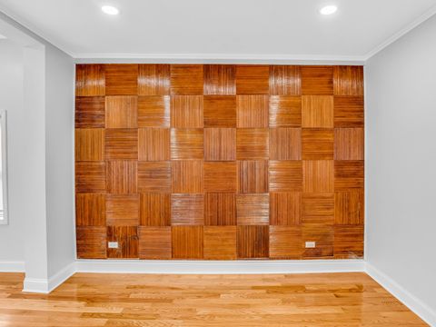 Tiny photo for 921 N Humphrey Avenue, Oak Park, IL 60302 (MLS # 12478370)