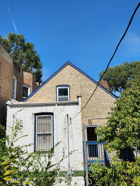 Tiny photo for 2825 W Lexington Street, Chicago, IL 60612 (MLS # 12524996)