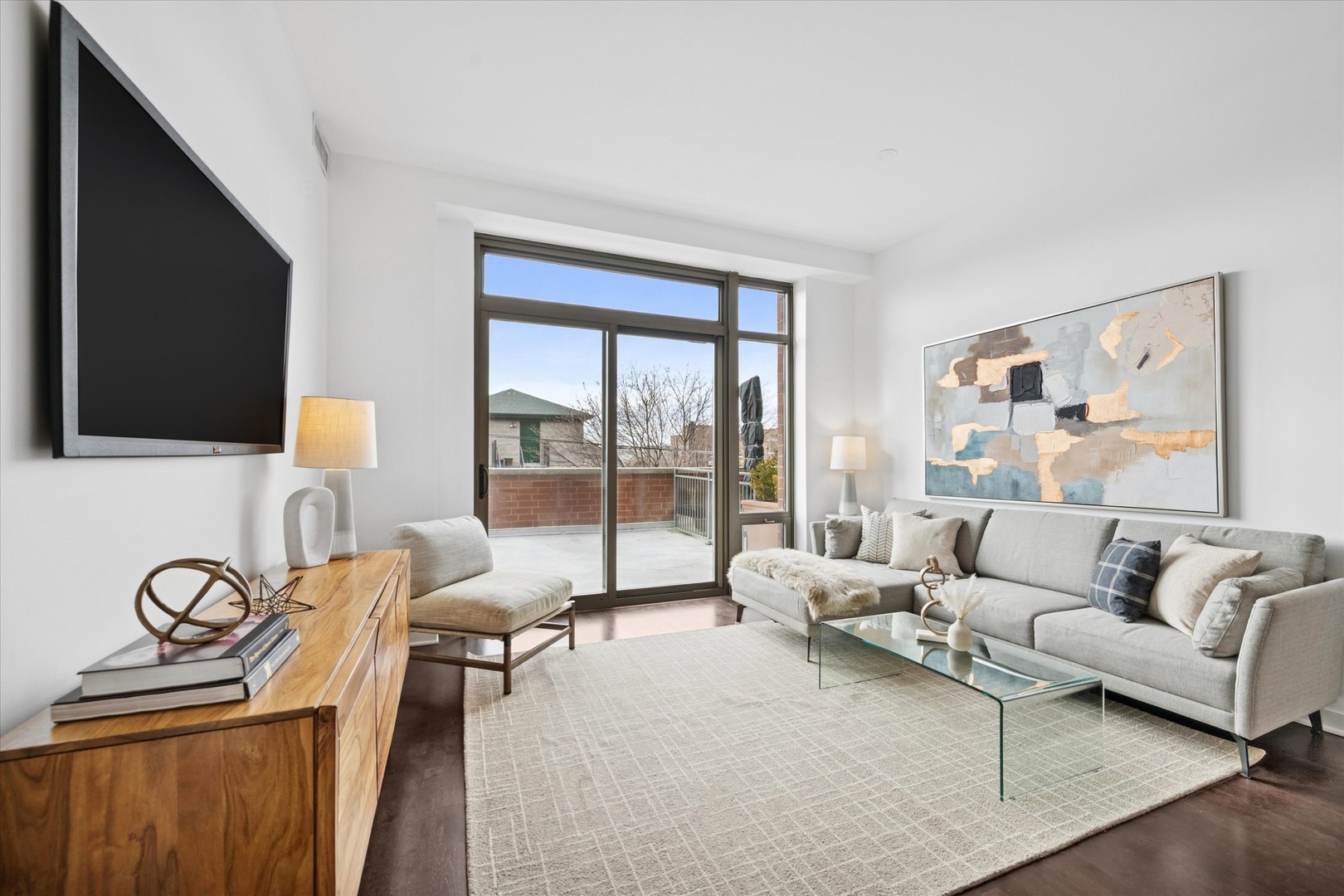 3140 N SHEFFIELD Avenue 408