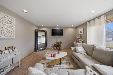 Tiny photo for 2665 Daniel Lewis Drive, New Lenox, IL 60451 (MLS # 12586413)