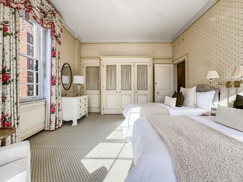 Tiny photo for 1260 N Astor Street #7, Chicago, IL 60610 (MLS # 12558103)