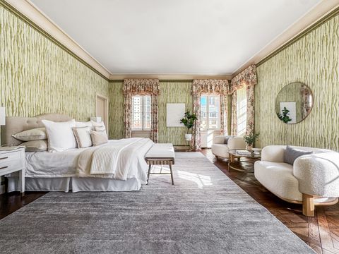 Tiny photo for 1260 N Astor Street #7, Chicago, IL 60610 (MLS # 12558103)