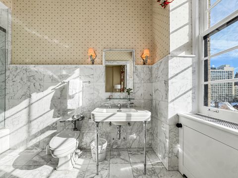 Tiny photo for 1260 N Astor Street #7, Chicago, IL 60610 (MLS # 12558103)