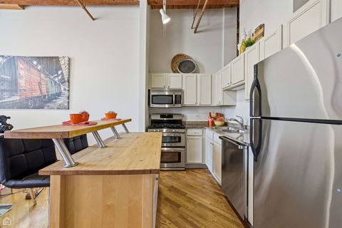 Tiny photo for 550 W Harrison Street #552, Chicago, IL 60607 (MLS # 12543102)