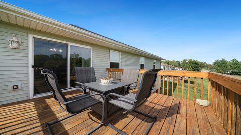 Tiny photo for 2874 Carol Place, Rockford, IL 61109 (MLS # 12487189)