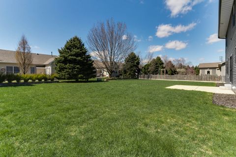 Tiny photo for 9 Brookstone Circle, Bloomington, IL 61704 (MLS # 12612806)