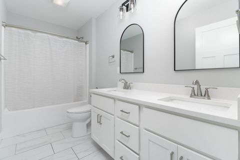 Tiny photo for 9 Brookstone Circle, Bloomington, IL 61704 (MLS # 12612806)