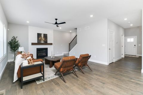 Tiny photo for 9 Brookstone Circle, Bloomington, IL 61704 (MLS # 12612806)