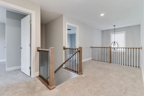 Tiny photo for 9 Brookstone Circle, Bloomington, IL 61704 (MLS # 12612806)