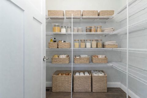 Tiny photo for 9 Brookstone Circle, Bloomington, IL 61704 (MLS # 12612806)