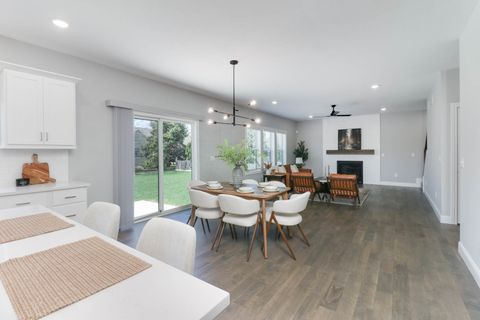 Tiny photo for 9 Brookstone Circle, Bloomington, IL 61704 (MLS # 12612806)