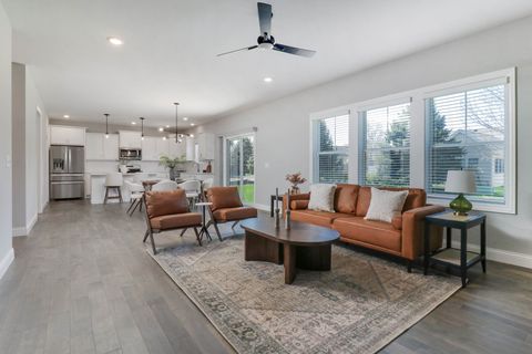 Tiny photo for 9 Brookstone Circle, Bloomington, IL 61704 (MLS # 12612806)