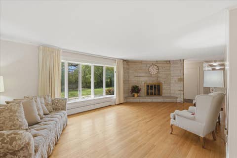 Tiny photo for 520 W Merri Oaks Road, Barrington Hills, IL 60010 (MLS # 12708448)