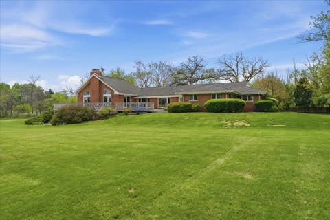 Tiny photo for 520 W Merri Oaks Road, Barrington Hills, IL 60010 (MLS # 12708448)