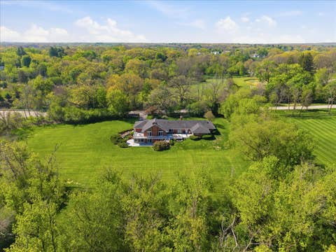 Tiny photo for 520 W Merri Oaks Road, Barrington Hills, IL 60010 (MLS # 12708448)