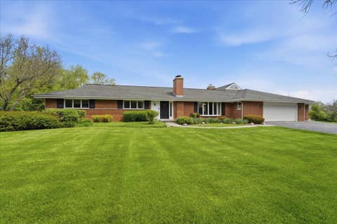 Photo of 520 W Merri Oaks Road, Barrington Hills, IL 60010 (MLS # 12708448)