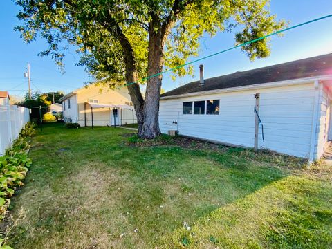Tiny photo for 1506 Phelps Street, Ottawa, IL 61350 (MLS # 12494354)