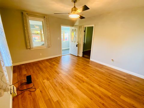 Tiny photo for 1506 Phelps Street, Ottawa, IL 61350 (MLS # 12494354)