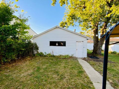 Tiny photo for 1506 Phelps Street, Ottawa, IL 61350 (MLS # 12494354)