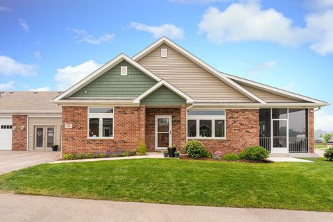 Photo of 18 Kloe Lane #18, Sycamore, IL 60178 (MLS # 12624649)