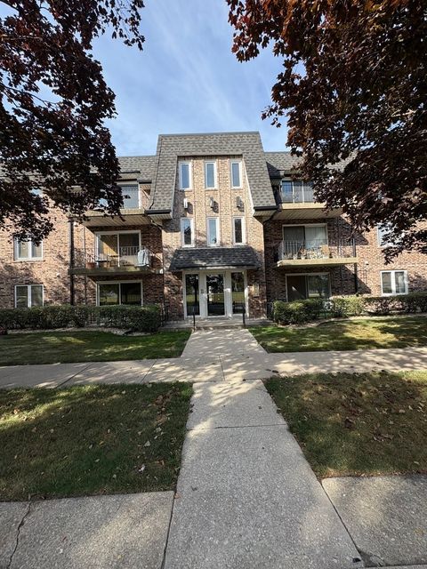 Photo of 10810 S Kilpatrick Avenue #1NE, Oak Lawn, IL 60453 (MLS # 12489696)