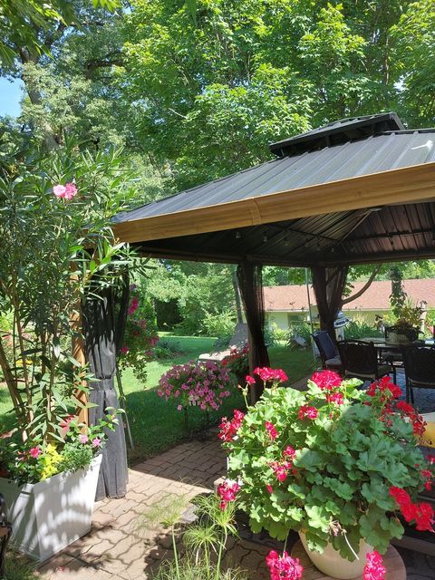 Tiny photo for 400 Crestview Road, Fox River Grove, IL 60021 (MLS # 12504209)