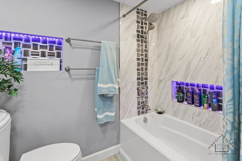 Tiny photo for 400 Crestview Road, Fox River Grove, IL 60021 (MLS # 12504209)