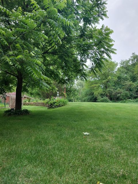 Tiny photo for 400 Crestview Road, Fox River Grove, IL 60021 (MLS # 12504209)