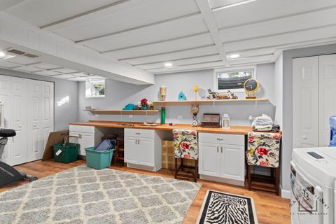 Tiny photo for 400 Crestview Road, Fox River Grove, IL 60021 (MLS # 12504209)