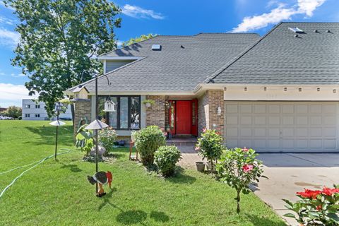 Tiny photo for 3947 Blackstone Avenue, Gurnee, IL 60031 (MLS # 12461197)