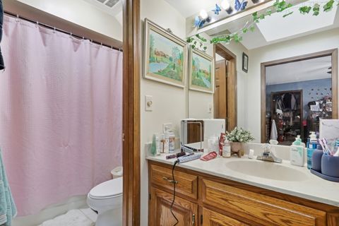 Tiny photo for 3947 Blackstone Avenue, Gurnee, IL 60031 (MLS # 12461197)