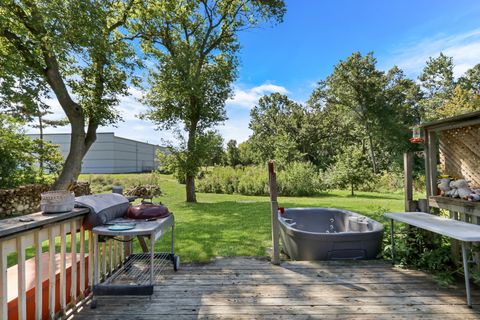 Tiny photo for 3947 Blackstone Avenue, Gurnee, IL 60031 (MLS # 12461197)