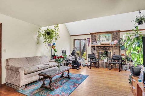 Tiny photo for 3947 Blackstone Avenue, Gurnee, IL 60031 (MLS # 12461197)