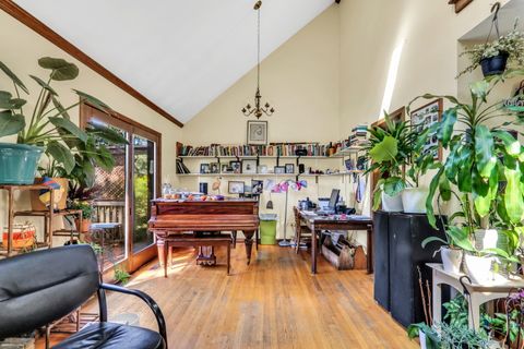 Tiny photo for 3947 Blackstone Avenue, Gurnee, IL 60031 (MLS # 12461197)