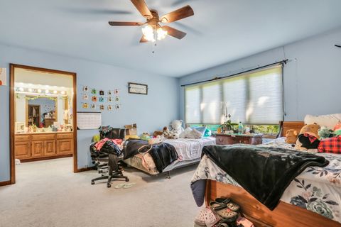 Tiny photo for 3947 Blackstone Avenue, Gurnee, IL 60031 (MLS # 12461197)