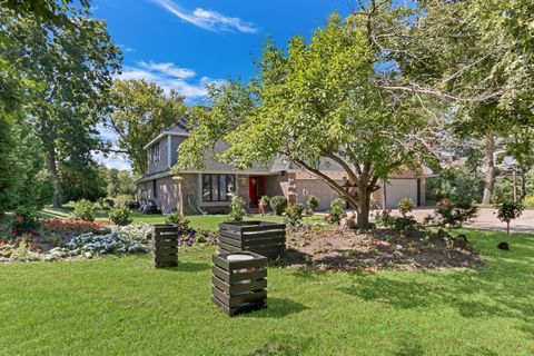 Tiny photo for 3947 Blackstone Avenue, Gurnee, IL 60031 (MLS # 12461197)