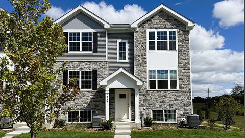 Photo of 1295 Foxglove Drive, Bartlett, IL 60103 (MLS # 12613608)