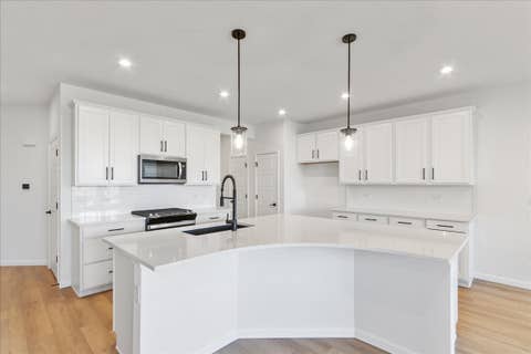 Tiny photo for 716 Switchgrass Way #55002, Bolingbrook, IL 60490 (MLS # 12665629)